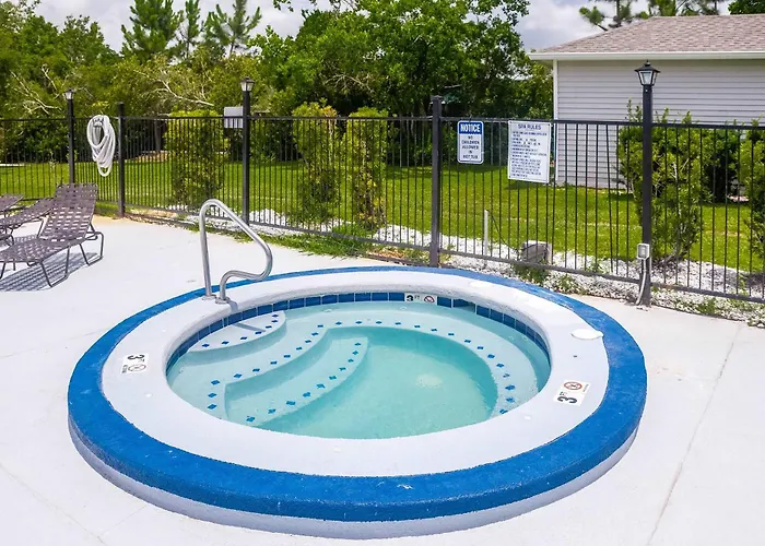 Delightful Coastal Gem With Pool Hot Tub Private Balcony Fast Wifi & Ac Gulf Shores